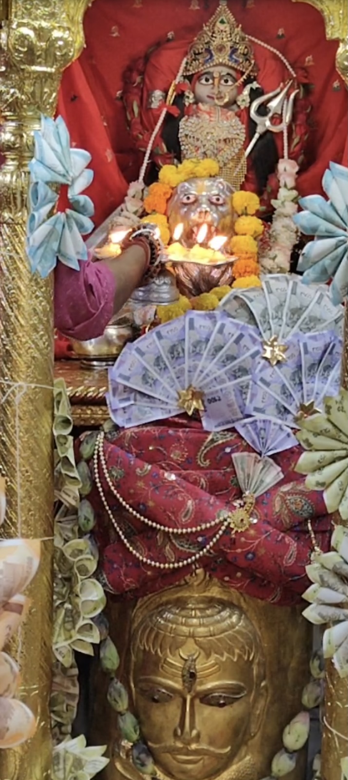 Aarti Darshan Maa Amba at Shree Kubereshwar Mahadev