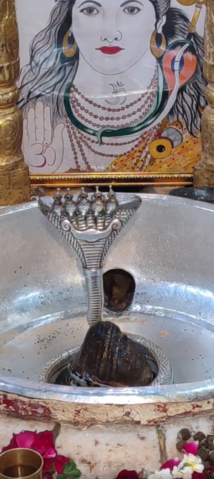 Rudrabhishek to Shree Kubereshwar Mahadev