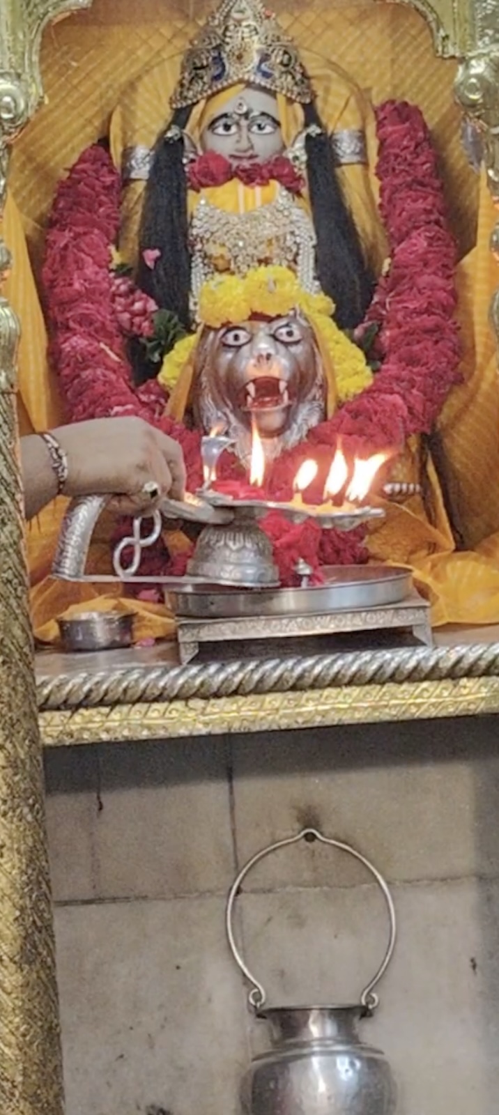 Aarti Darshan Maa Amba at Shree Kubereshwar Mahadev