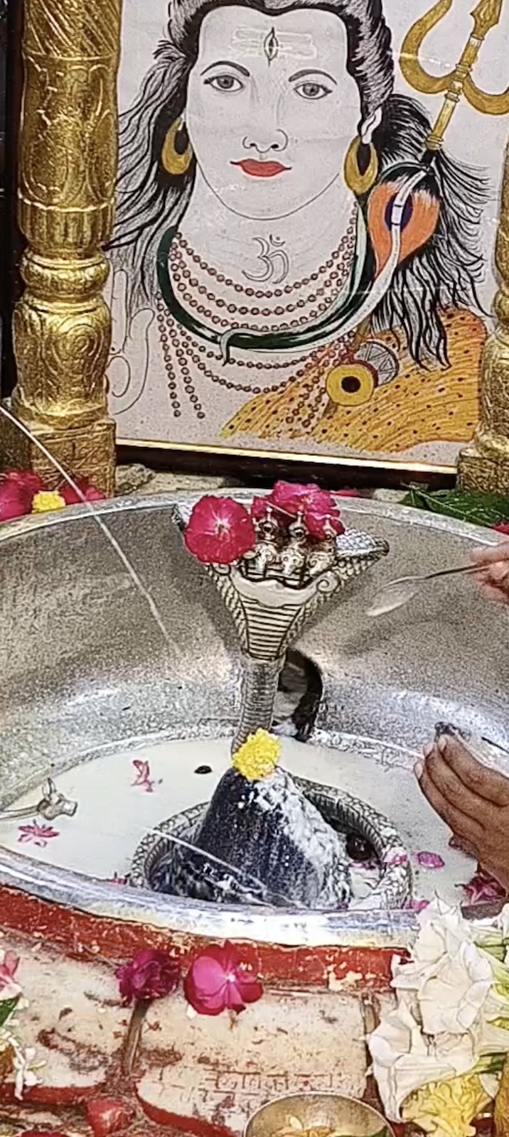 Rudrabhishek to Shree Kubereshwar Mahadev