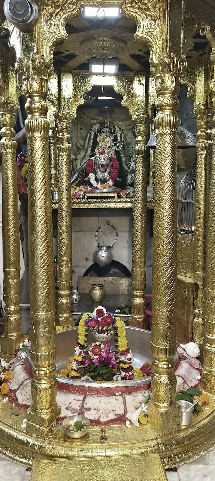 Aarti Darshan Maa Amba at Shree Kubereshwar Mahadev