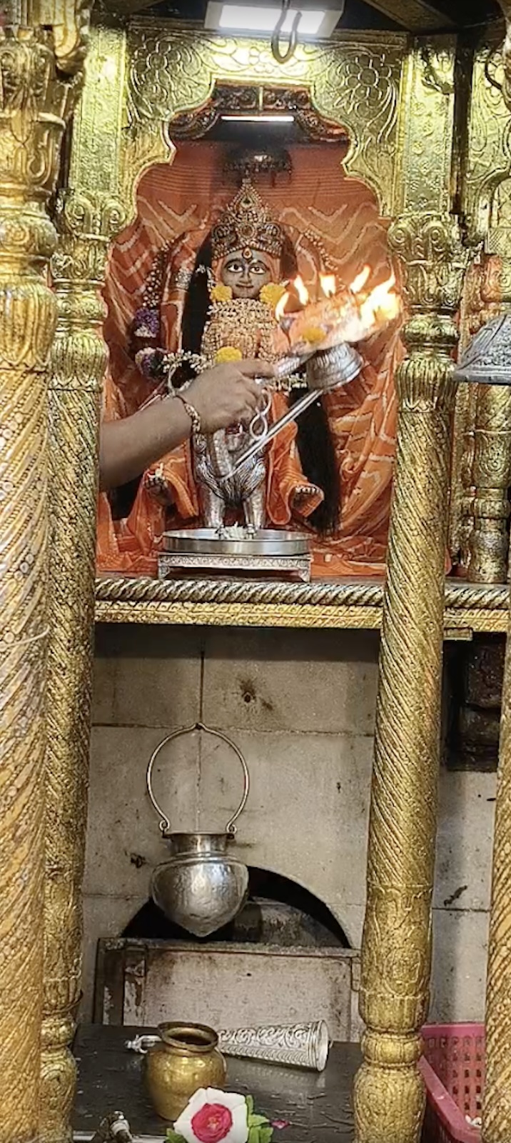 Aarti Darshan Maa Amba at Shree Kubereshwar Mahadev