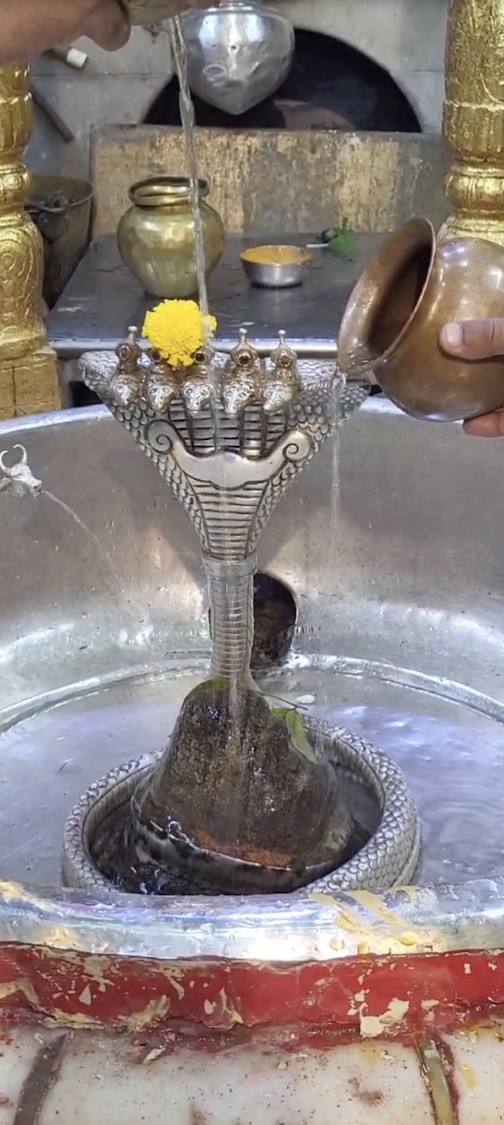 Rudrabhishek to Shree Kubereshwar Mahadev