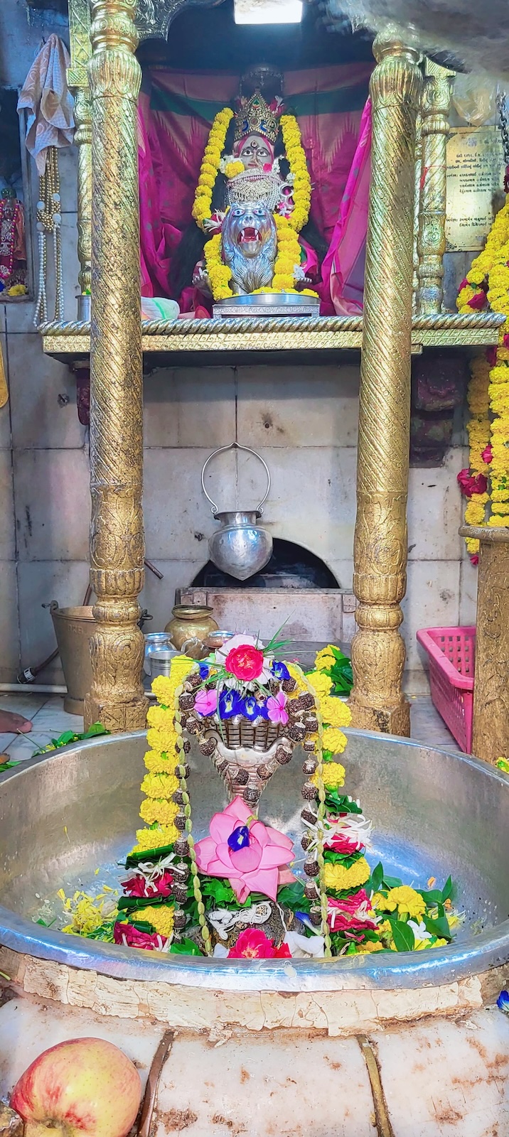 Aarti Darshan Maa Amba at Shree Kubereshwar Mahadev