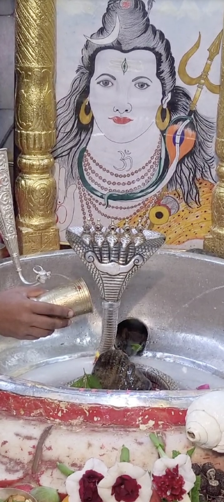 Rudrabhishek to Shree Kubereshwar Mahadev