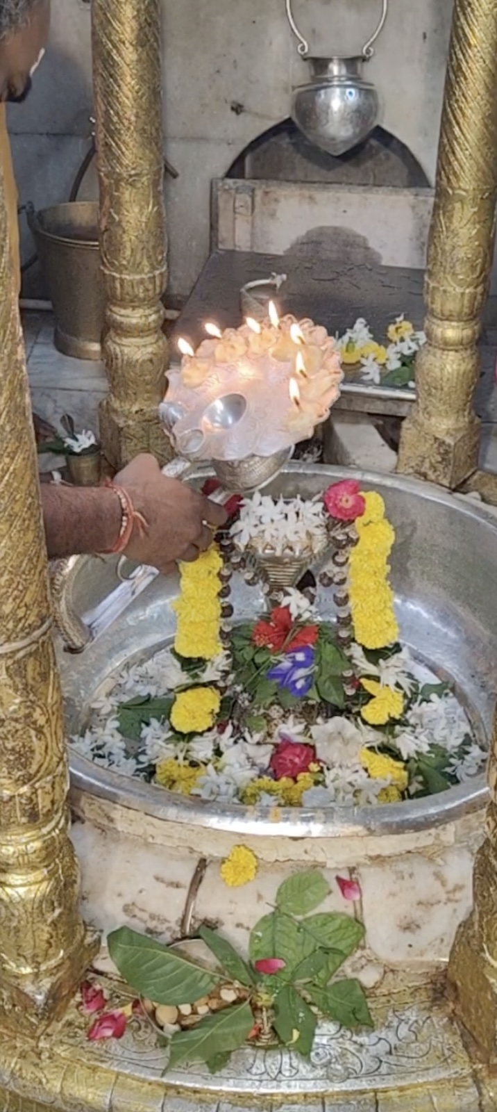 Aarti Darshan Maa Amba at Shree Kubereshwar Mahadev