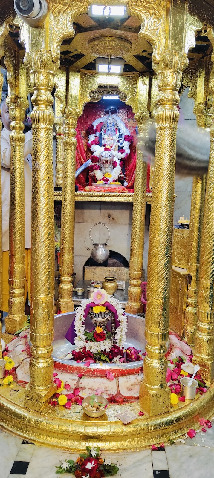 Aarti Darshan Maa Amba at Shree Kubereshwar Mahadev