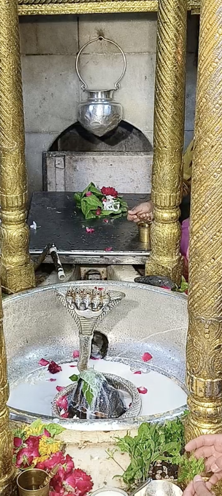 Rudrabhishek to Shree Kubereshwar Mahadev