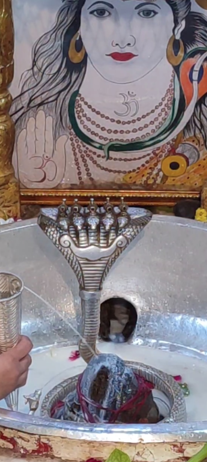 Rudrabhishek to Shree Kubereshwar Mahadev